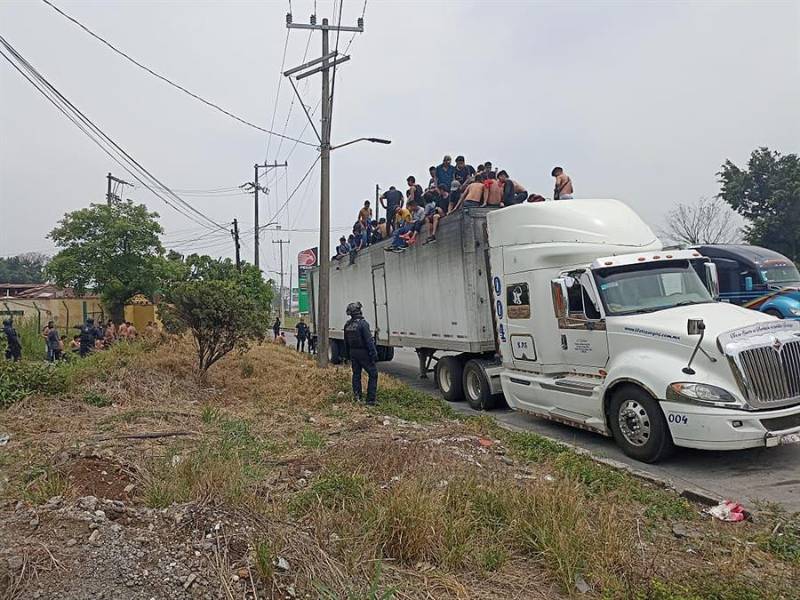 México deportó a más de 114,000 extranjeros en 2021, de acuerdo con datos de la Unidad de Política Migratoria de la Secretaría de Gobernación del país.