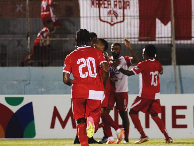 Vida resurge con gran remontada y hunde al Victoria