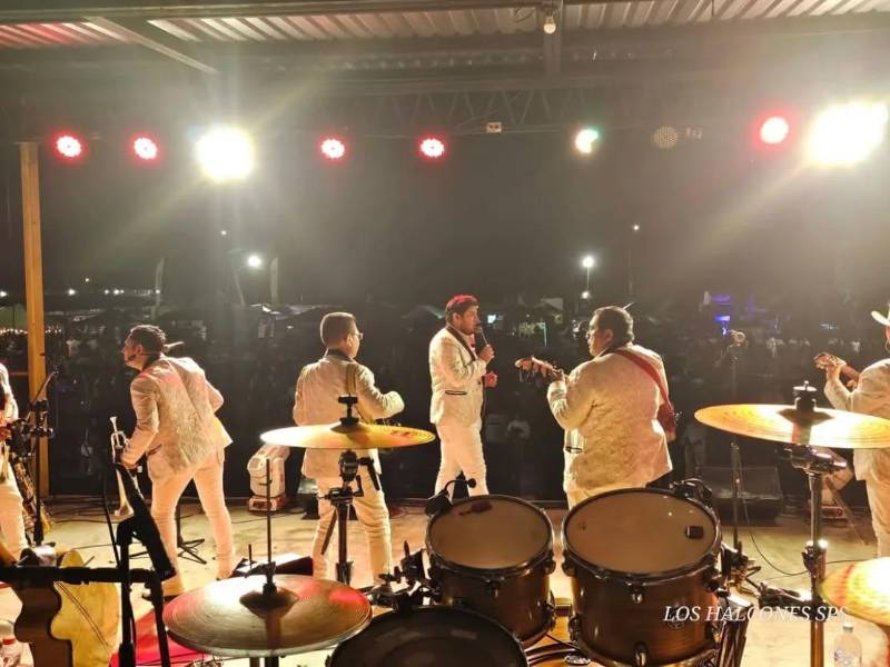 Todas las noches durante el festival ganadero, se presentarán diferentes grupos musicales como Los Halcones, entre otros.