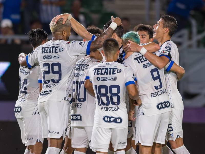 Rayados de Monterrey le ofreció un contrato muy seductor al futbolista.