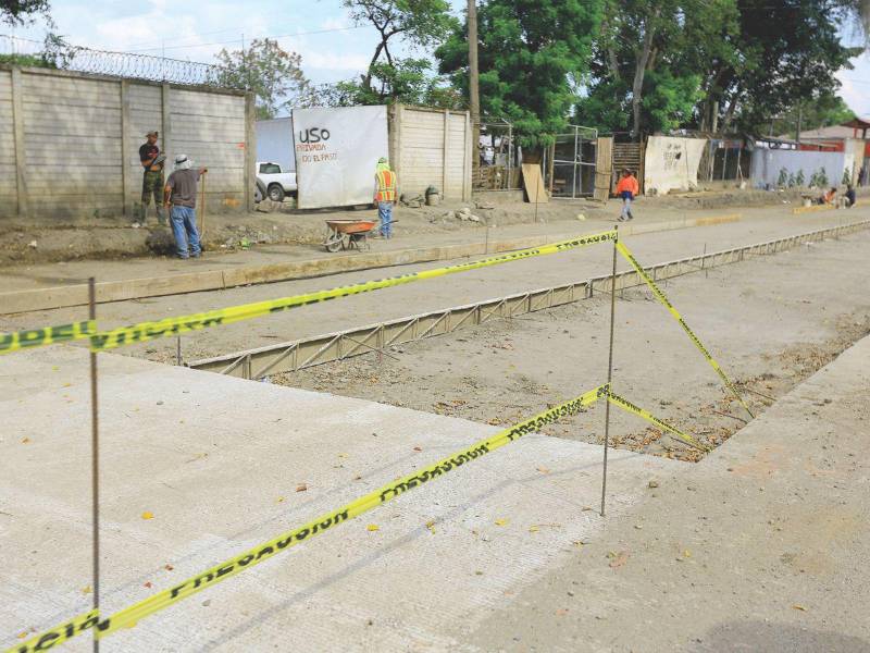 Los vecinos piden celeridad en la ejecución de obras de beneficio público.