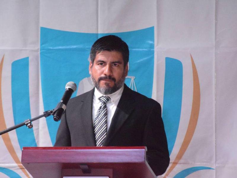 Johel Zelaya durante una conferencia de prensa.