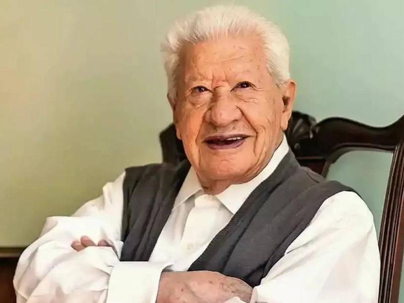 El primer actor Ignacio López.