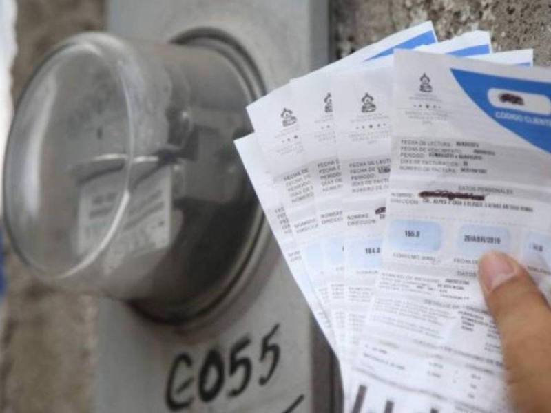 Los clientes beneficiados con el subsidio cruzado son aquellos que consumen 150 kilovatios por hora o menos, según lo dispuesto por el gobierno.