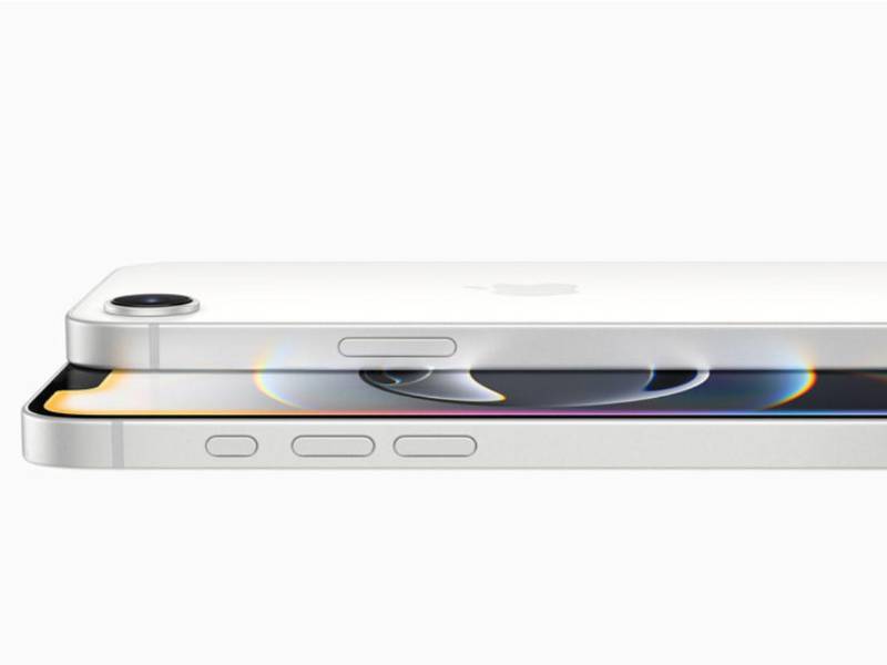 Disponible en un popular tamaño de pantalla de 6,1 pulgadas, el iPhone 16e presenta una duración de batería innovadora, un rendimiento rápido, un sistema de cámara 2 en 1 de 48 MP y un diseño hermoso y duradero.