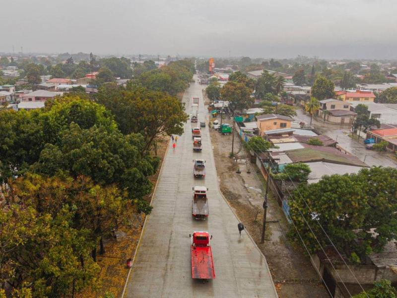 Faltan algunos detalles en la trocha habilitada, pero los conductores ya pueden circular por la pavimentación de concreto hidráulico.