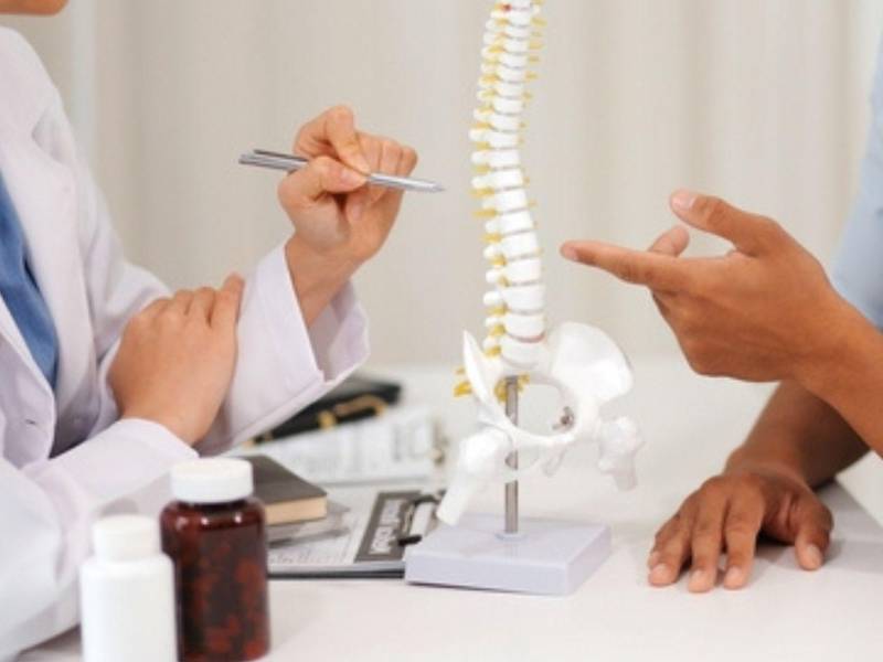 “La colchicina ya se usa diariamente en miles de pacientes con gota y su perfil de seguridad, a dosis bajas, es bueno. Nuestros resultados sugieren que podría convertirse en una herramienta sencilla y barata para combatir la adiposidad medular y mejorar la salud ósea en poblaciones de riesgo”, afirmó Rodolfo Gómez, investigador principal y coordinador del estudio.