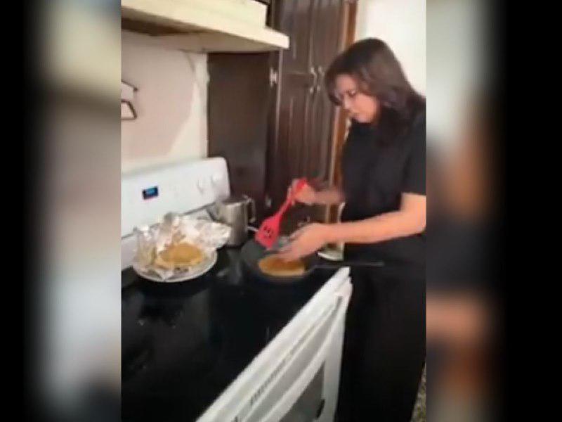 Esto es lo que hace Rixi Moncada un domingo en casa