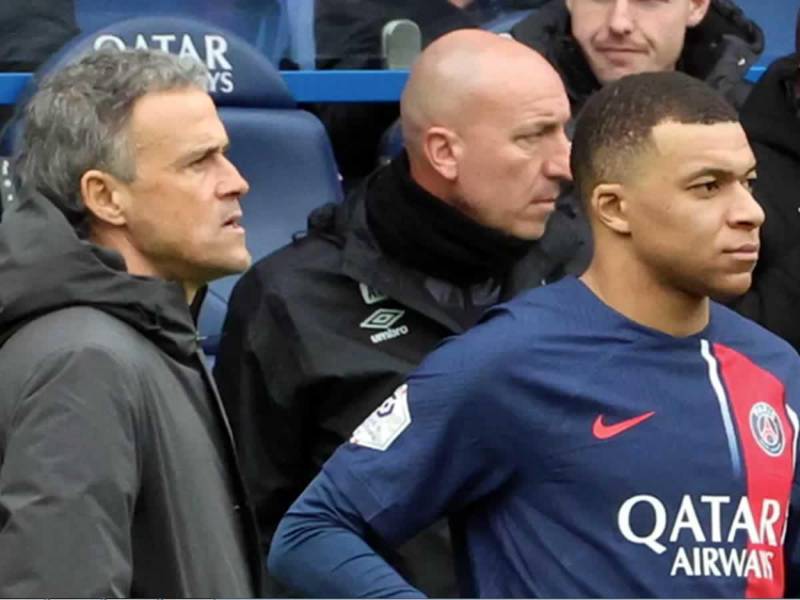 Luis Enrique volvió a poner de suplente a Kylian Mbappé y lo hizo ingresar en los últimos minutos del partido del PSG contra el Reims.