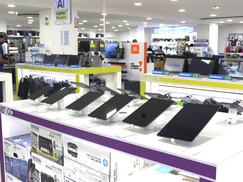 Jetstereo amplía su tienda en Mega Mall y ofrece promociones especiales
