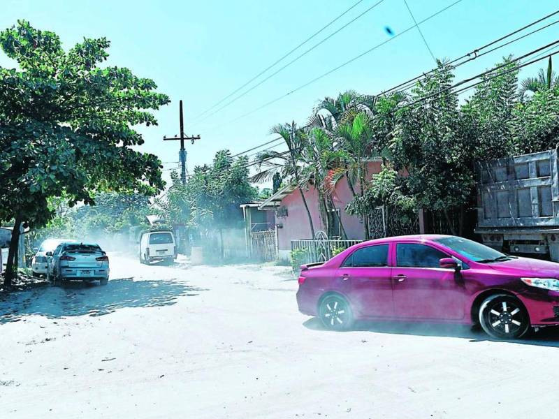 El alcalde Roberto Contreras reitera su compromiso con los vecinos de San Pedro Sula, a quienes motiva a que continúen pagando sus impuestos de forma puntual.