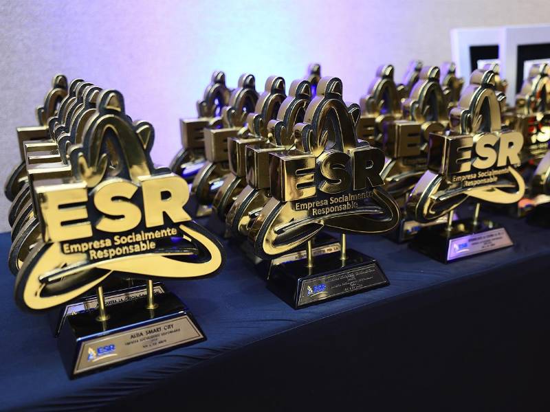 El Sello de Empresa Socialmente Responsable simboliza más de una década de acciones sostenibles e impacto positivo impulsadas por Banco Promerica.