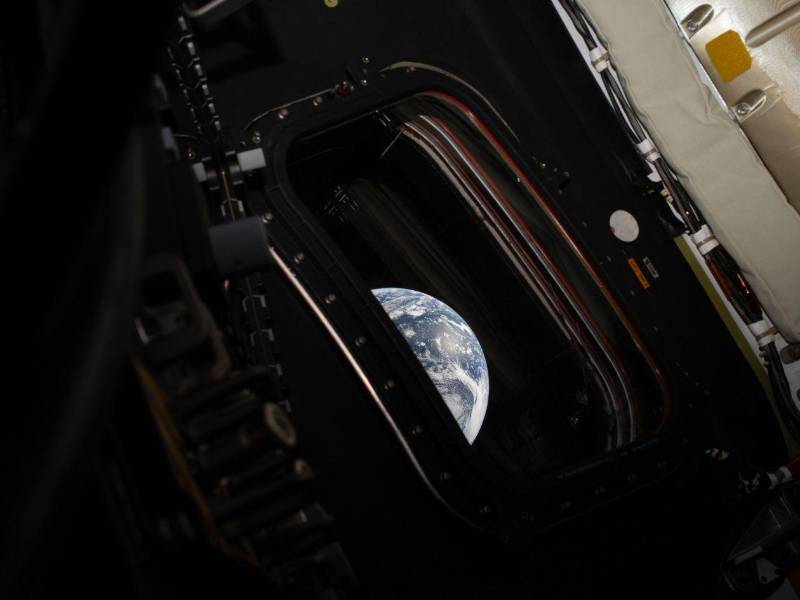 Los astronautas de Artemis II ya han recorrido más de la mitad del camino hacia su destino, y los preparativos para el sobrevuelo lunar están en marcha, fue el mensaje que publicó recientemente la NASA. Estas son las fotos que ha dejado hasta ahora la histórica misión lunar.