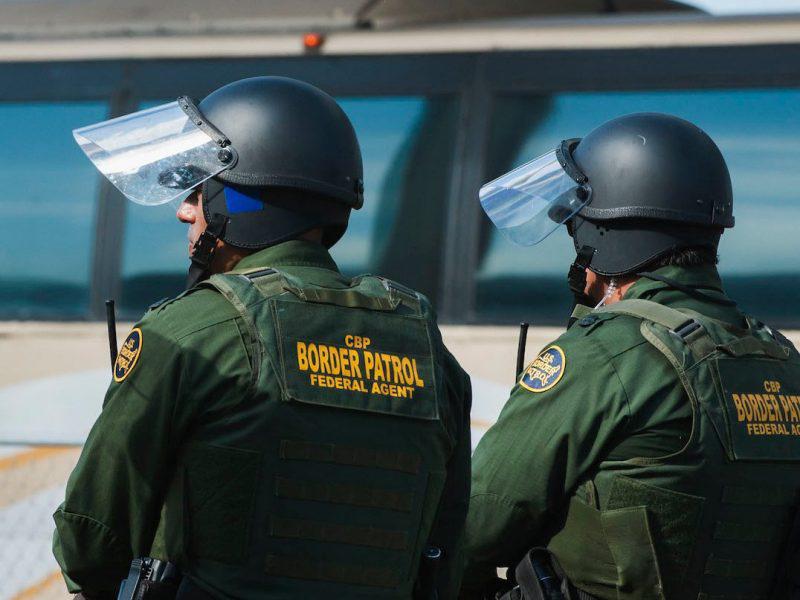 Agentes de EEUU insultaron a inmigrantes casi con impunidad, según informe