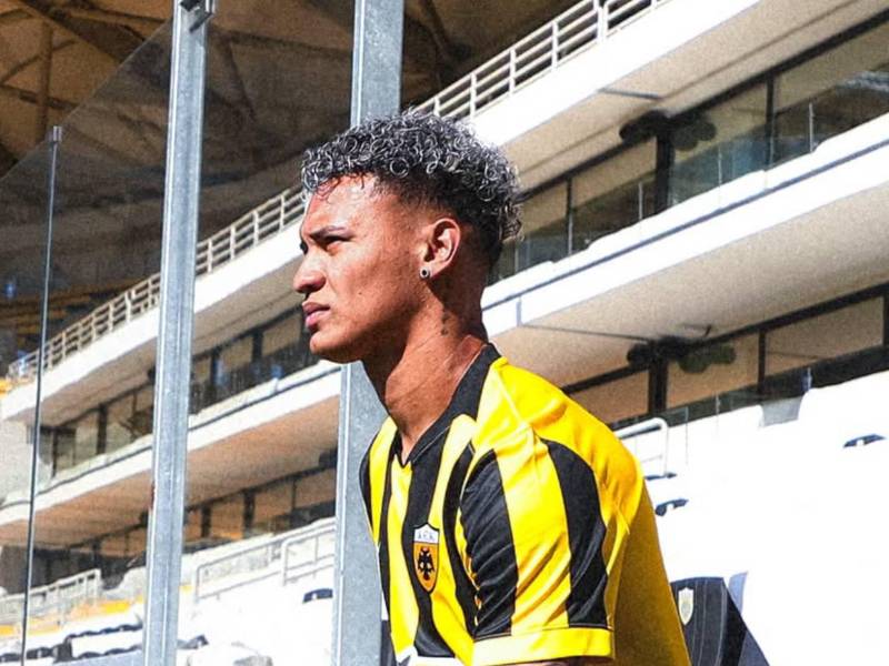 Kervin Arriaga ha sido presentado como nuevo jugador de equipo europeo.