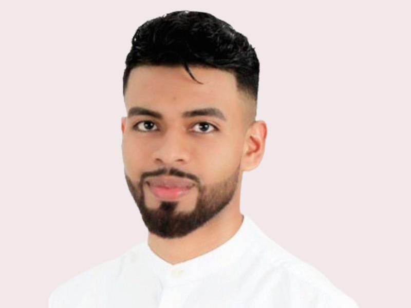 <b>Oliver Kan Antúnez Contreras</b>