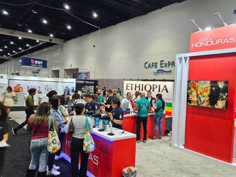 Honduras tuvo una destacada participación en la Feria World of Coffee, donde realizó sesiones de degustación de los cafés provenientes de las seis regiones cafetaleras.