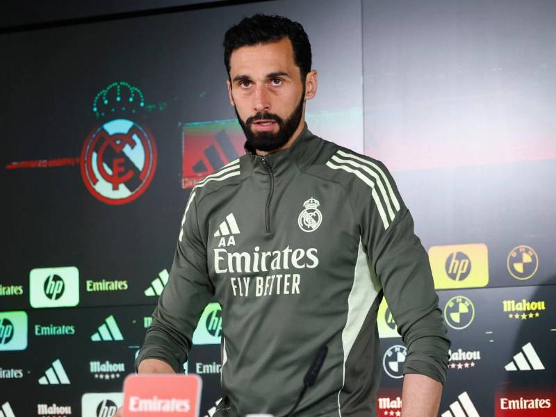 Álvaro Arbeloa atendió este viernes a los medios de comunicación en una rueda de prensa celebrada en la víspera de su partido de LaLiga contra el RCD Mallorca.