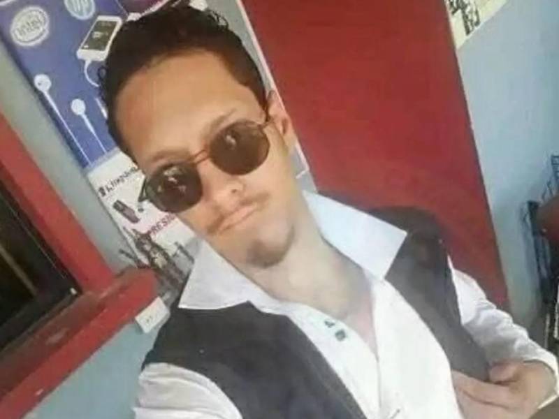 Arnold Steven Ávila es una de las víctimas. Las autoridades policiales investigan el ataque. Imagen cortesía.