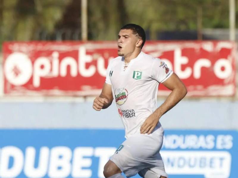 El presidente del Olimpia reveló que desean fichar a Eric Puerto.