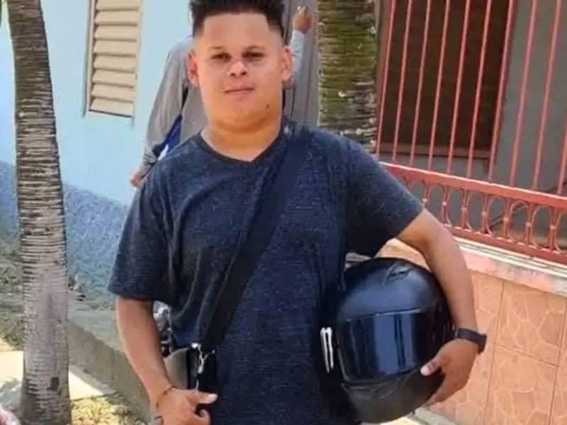 El taxista Andy González Ramos.