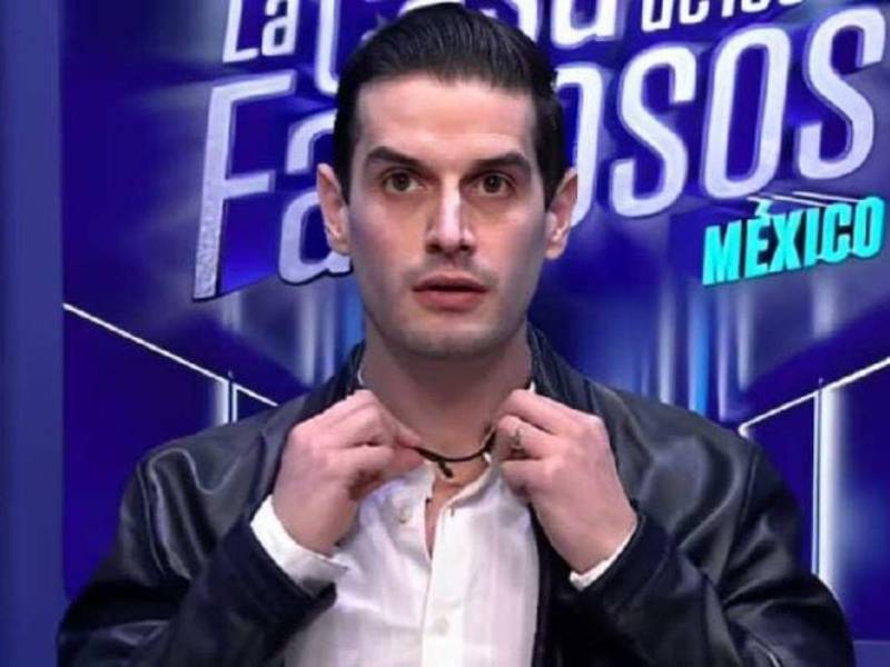 Dos años después de protagonizar una de las participaciones más controvertidas de la televisión mexicana, Adrián Marcelo decidió hablar con franqueza sobre las consecuencias personales que le dejó su paso por La Casa de los Famosos México. Aunque reconoció que la exposición mediática impulsó su carrera profesional, también admitió que la experiencia tuvo un fuerte impacto en su vida privada y contribuyó al deterioro de su matrimonio con Karina Puente.