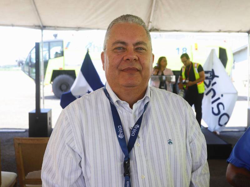 Gustavo Moncada, gerente administrativo de EHISA, reconoció el rol del equipo de bomberos y colaboradores como pilar de la operación, señalando que la incorporación de nuevos equipos potencia sus capacidades.