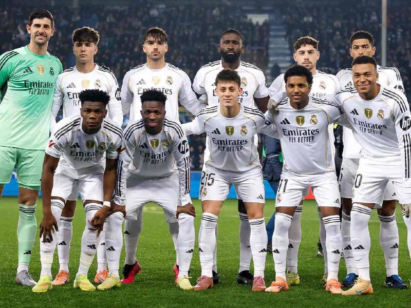 Alavés y Real Madrid se enfrentan este domingo en la Liga Española.