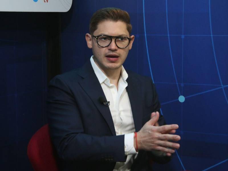 Rashid Mejía, candidato a diputado por el Partido Liberal, durante su entrevista en el foro Hablemos de Política.