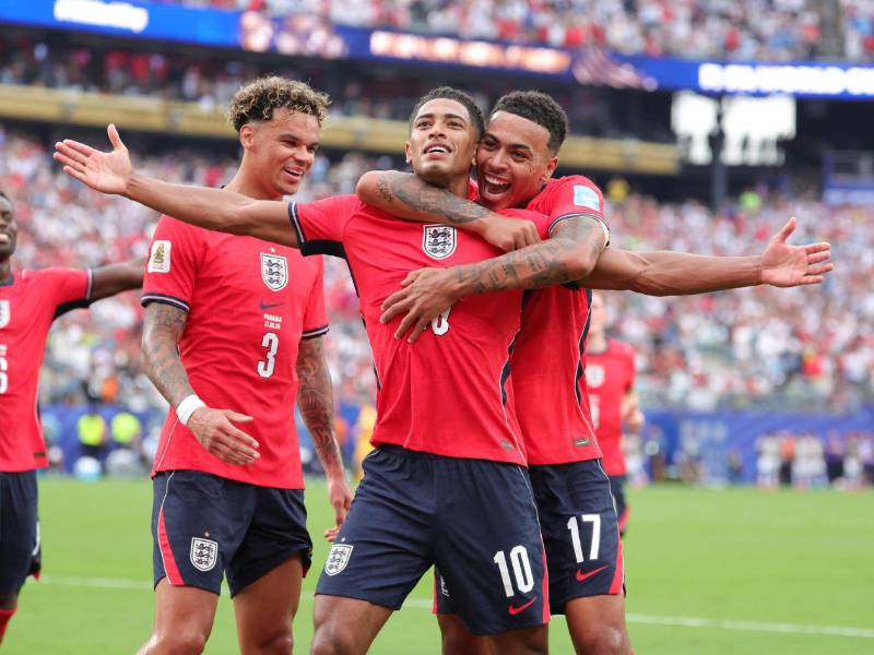 El conjunto inglés logró una victoria cómoda ante Panamá en la jornada final del grupo.