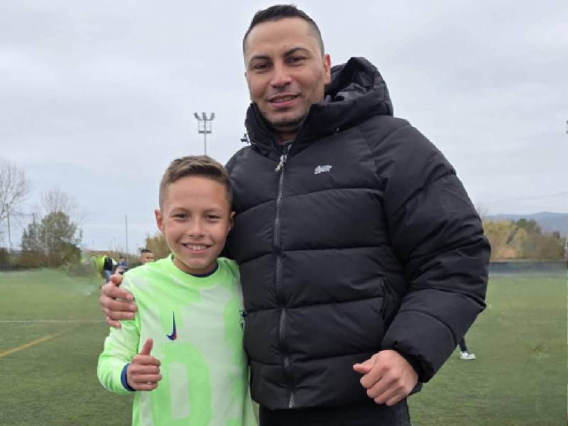 Hondureño revela cómo es jugar en La Masía y figuras con las que ha conversado