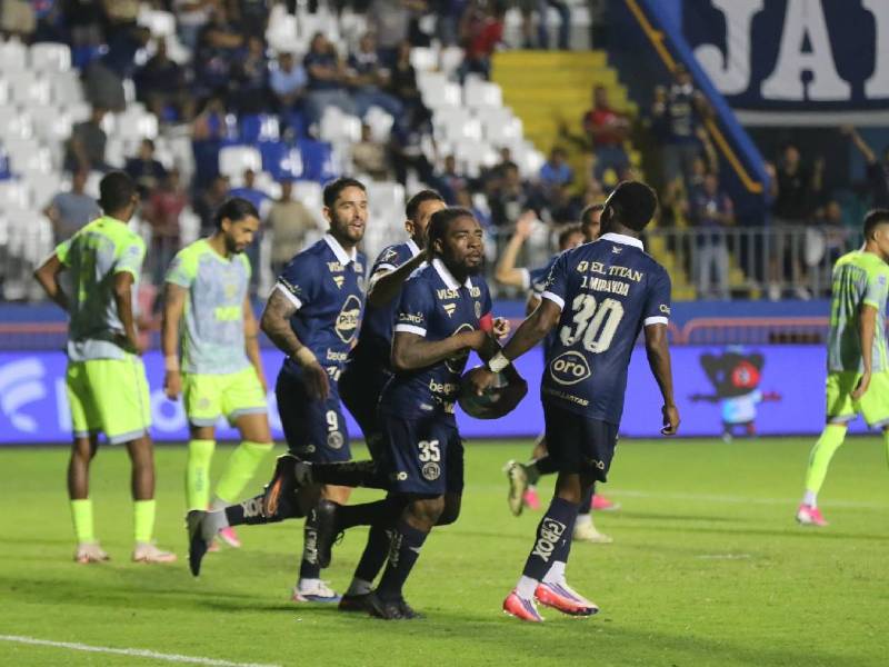 Motagua recibe este sábado a los Potros en el Estadio Nacional.