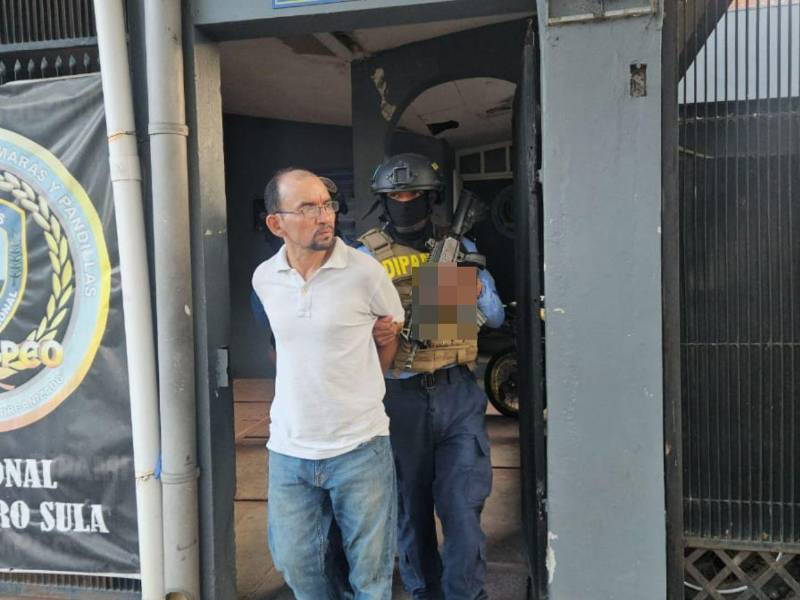 Juan Manuel Lizardo Mendoza, cuando iba a ser presentado por la Dipampco.