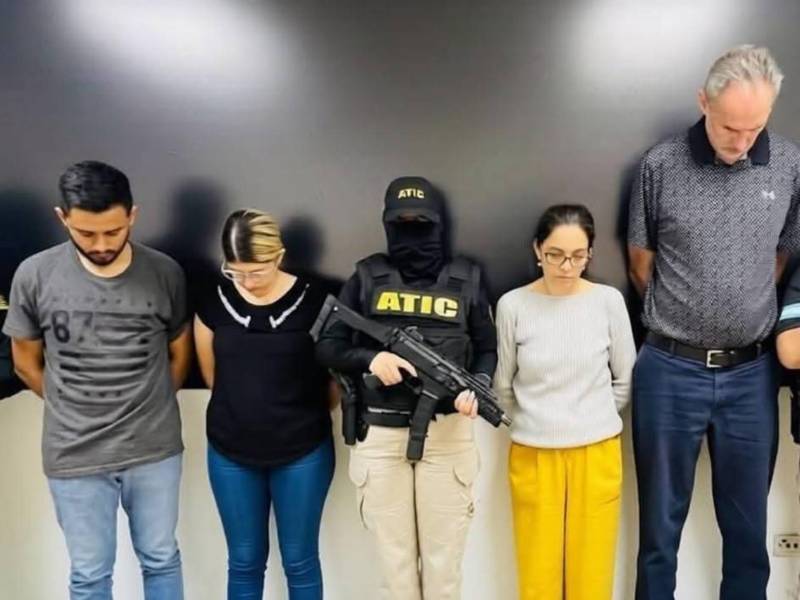 Los acusados son Christof Oliver Wittwer, de nacionalidad suiza y director del centro de menores; su esposa Petronia Betulia Bautista; la psicóloga Fanny Maribel Tábora y el profesor Jimmy Emanuel Romero.