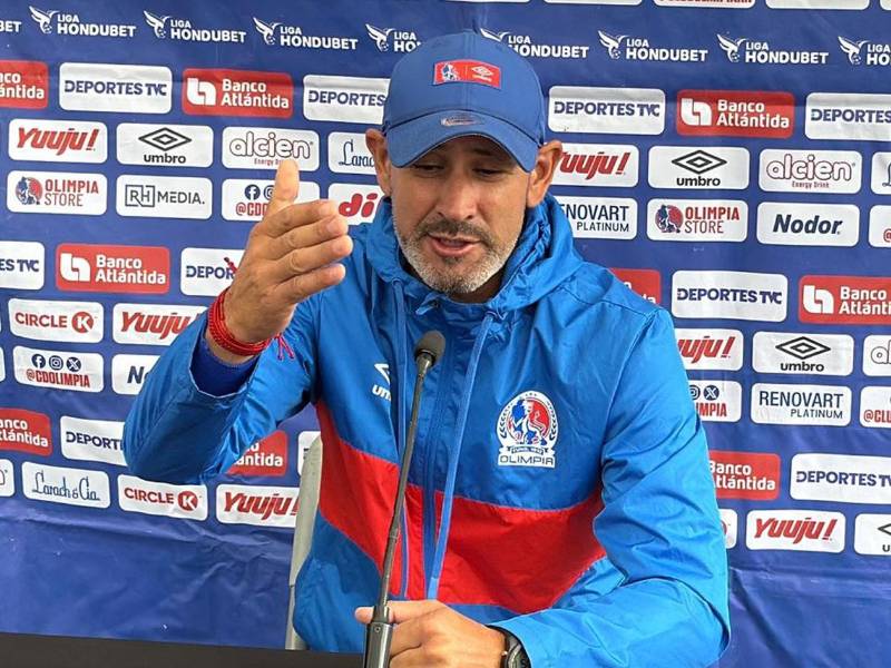 Eduardo Espinel, durante la conferencia de prensa de este martes 30 de diciembre.