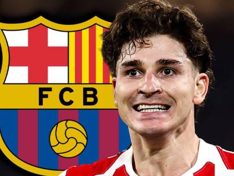 El Atlético de Madrid elevó todavía más la tensión alrededor del futuro de Julián Álvarez. Además, estalló contra el Barcelona.