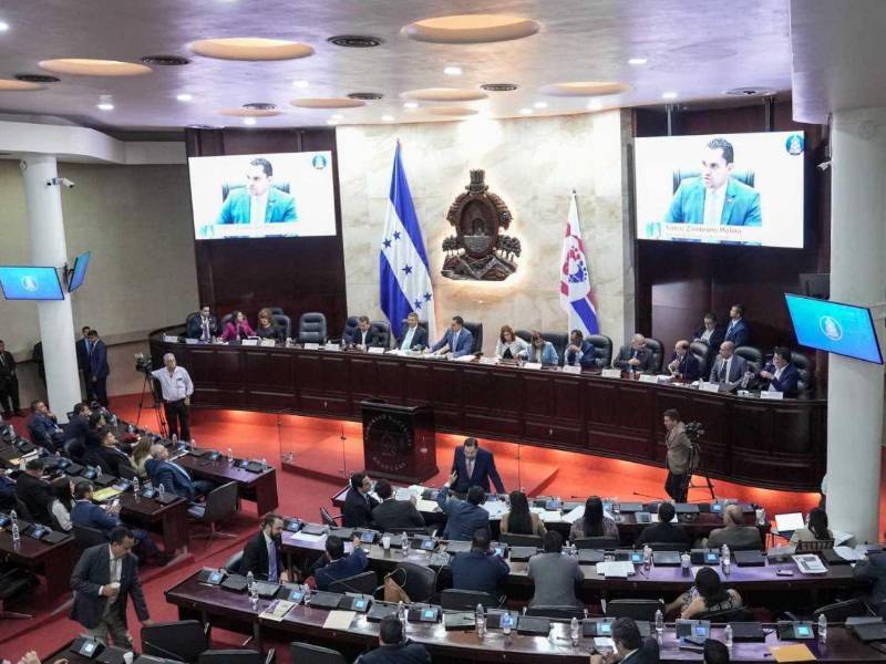 Sesión de lunes 18 de mayo de 2026.