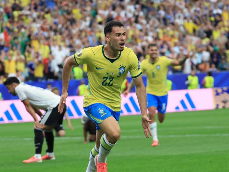 Gabriel Martinelli fue el héroe de Brasil al marcar en el último suspiro el gol de la victoria ante Japón.
