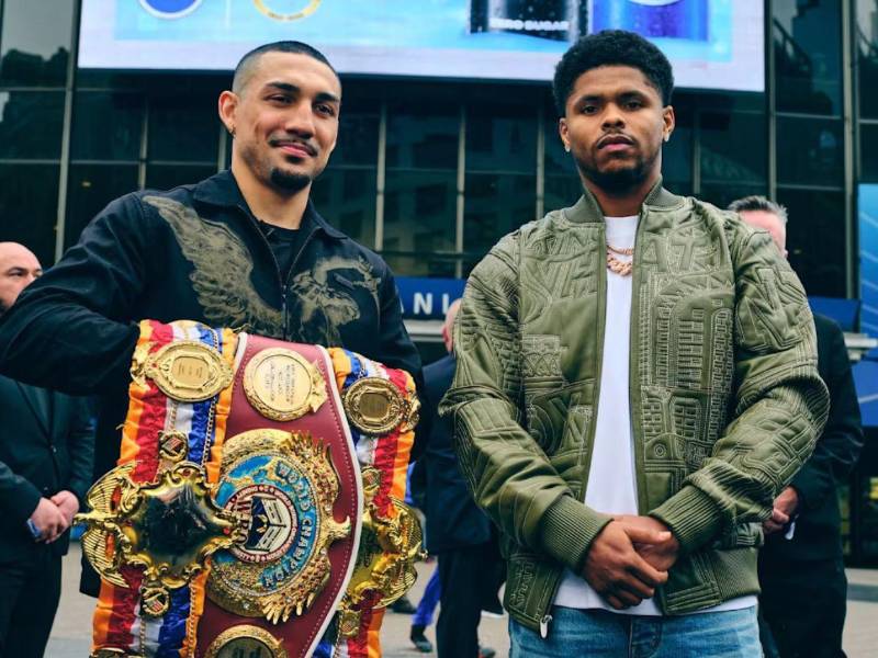 Teófimo López y Shakur Stevenson en una de sus presentcion de cara a su proxima pelea.