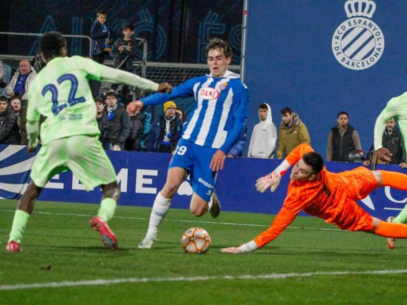 El Espanyol se dio gusto frente a un Barcelona B en la Copa Catalunya.