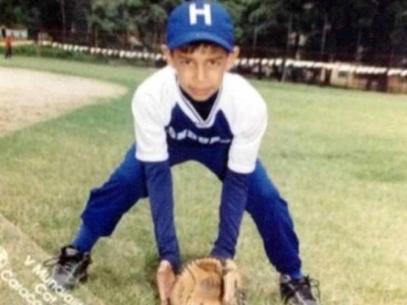 Mauricio Dubón nació en San Pedro Sula el 19 de julio de 1994.