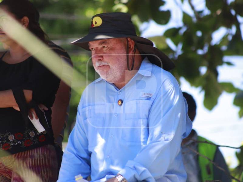 El alcalde Roberto Contreras ha estado presente en las labores de rescate.