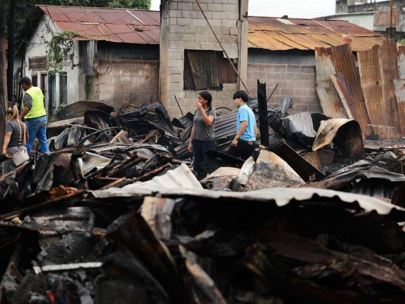El Gobierno Central se ha comprometido a reconstruir el mercado Medina Concepción.