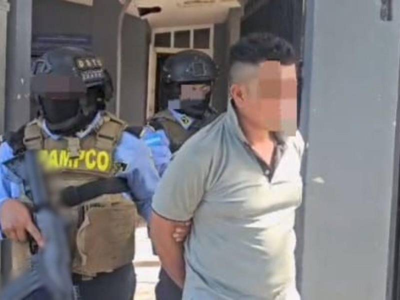 La DIPAMPCO capturó en Puerto Cortés a presunto integrante de la MS-13, por su vinculación con el tráfico de drogas.