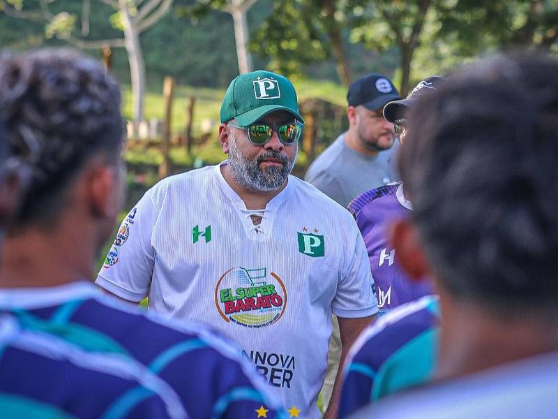 Christian Andrés, presidente del Platense, le puso fin a los rumores sobre el futuro de Erick Puerto.