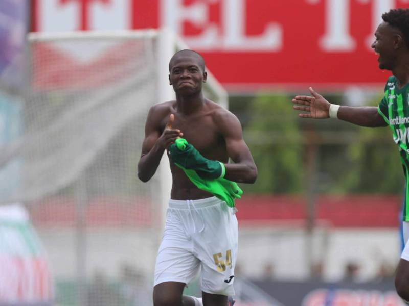 El hijo de Kalusha ha disputado dos juegos en Liga Nacional y cuenta con un gol.