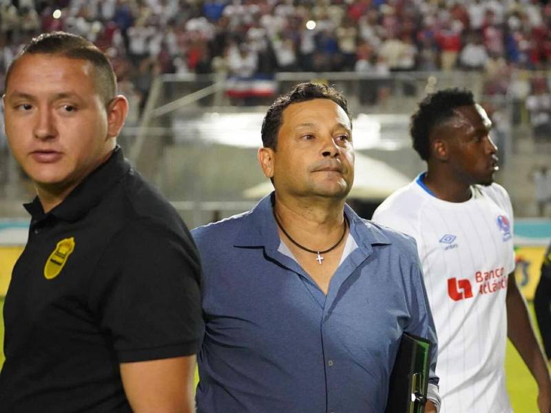Jeaustin Campos se mostró triste tras perder el título contra el Olimpia.