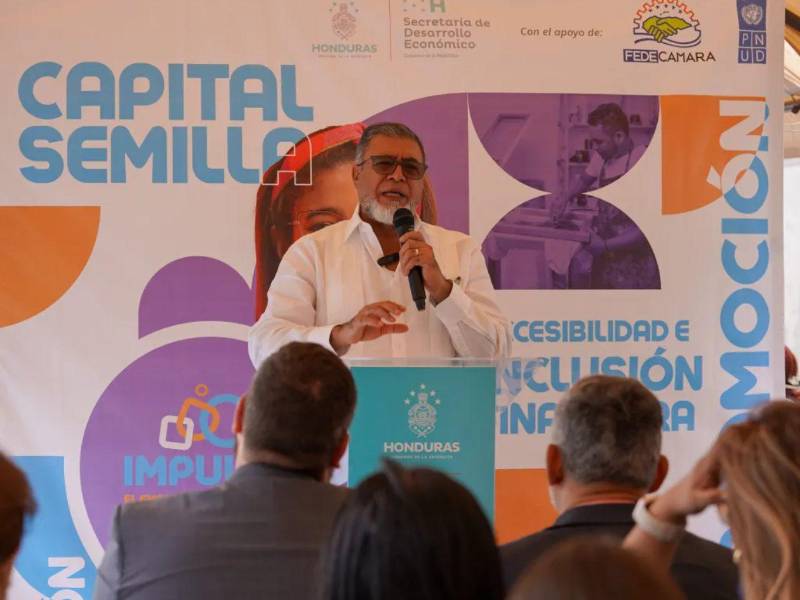 Desde Costa Rica señalan intento de Cerrato por asumir Sieca sin consenso.