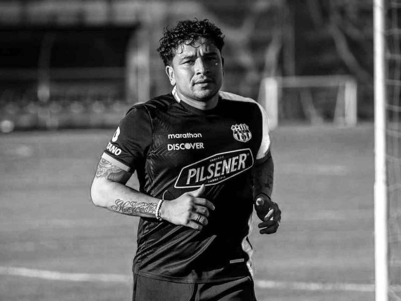 El asesinato de Mario Pineida ha generado conmoción en el mundo del fútbol. La dura noticia dejó impactado a muchos y sus compañeros de equipo no fueron la excepción.