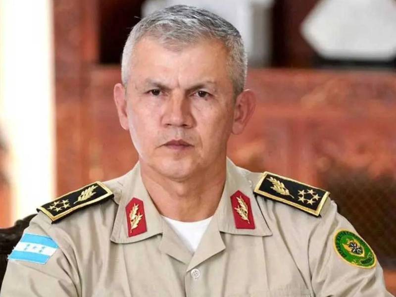 El general Roosevelt Hernández confirmó que un oficial ya fue apartado de sus funciones mientras avanza la investigación.
